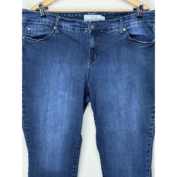 Torrid Denim Sz 22R We Swear By The Fit Skinny Jeans Womens 5 Pocket Med Wash - Picture 2 of 16
